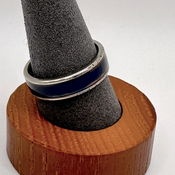 Sterling silver mood ring - size 7.75 - Picture 3 of 4